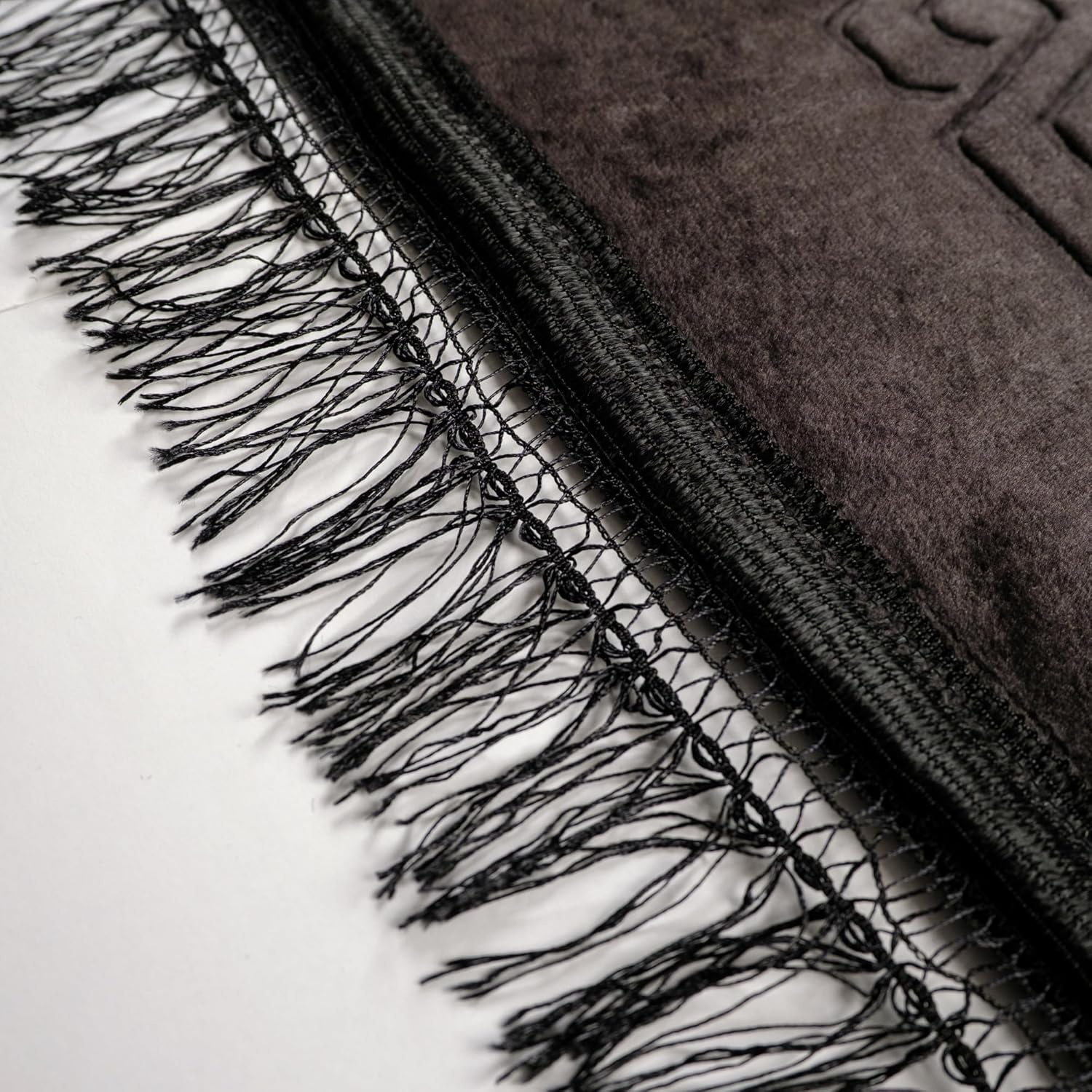 Luxury Ottoman Black Embossed Velvet Prayer Rug with Prayer Cap - Firaset
