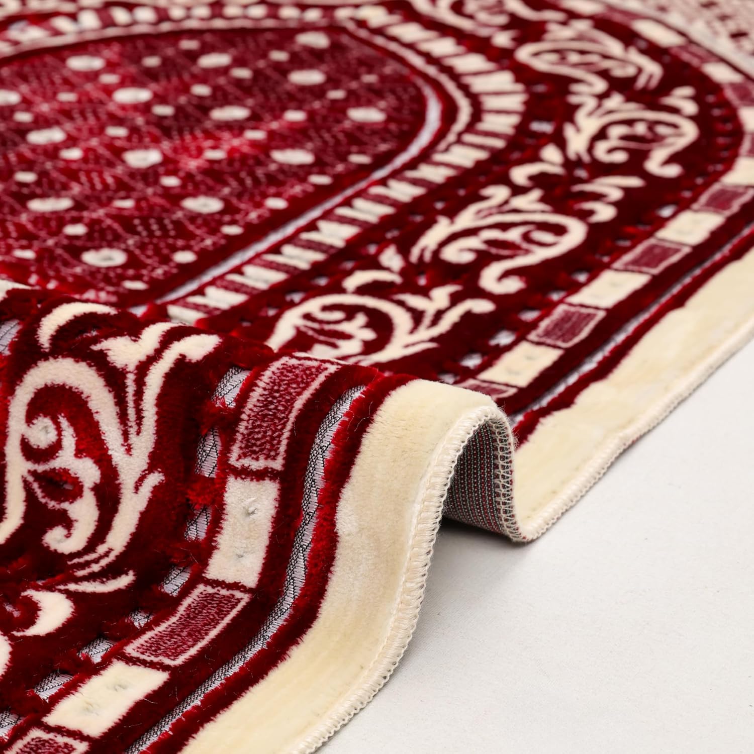 Luxury Soft Plush Classic Red & Cream Velvet Prayer Rug with Prayer Cap - Firaset