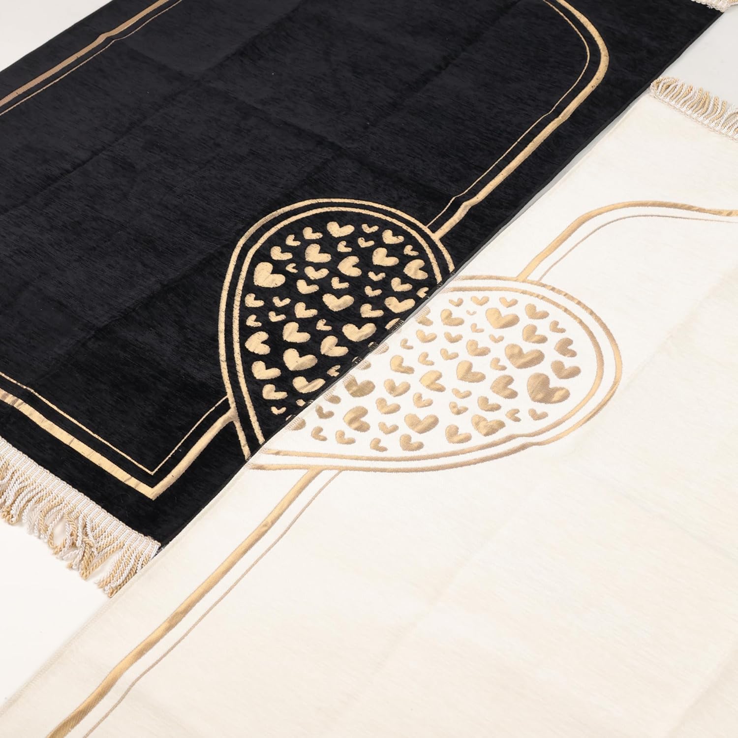 Couples Muslim Prayer Rug Set – 2 Soft Chenille Sajada Mats with Tasbih, White & Black Heart Design, Ramadan & Eid Islamic Gift