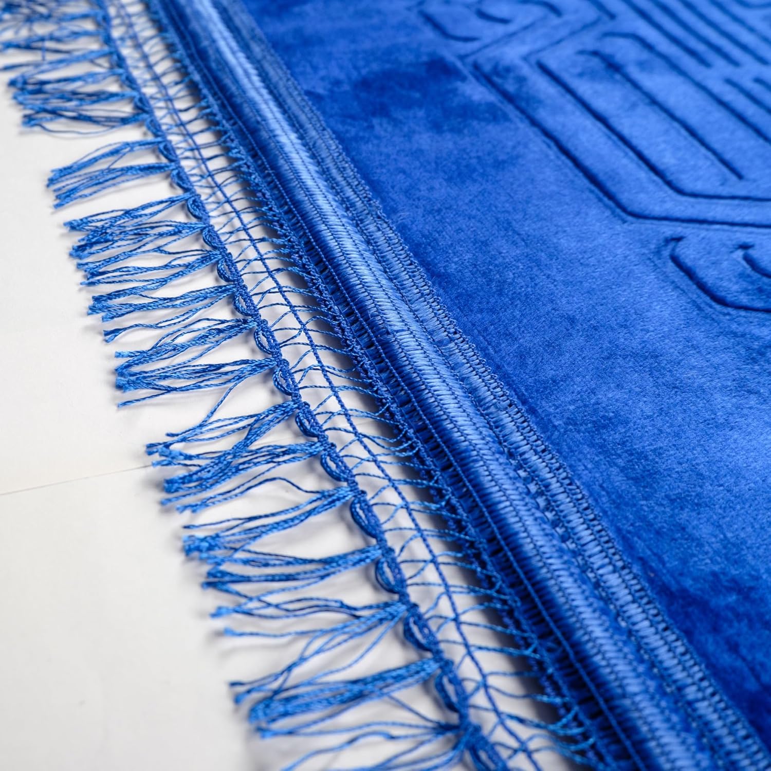 Luxury Turkish Velvet Prayer Rug – Blue Embossed Floral Design with Tasbeeh