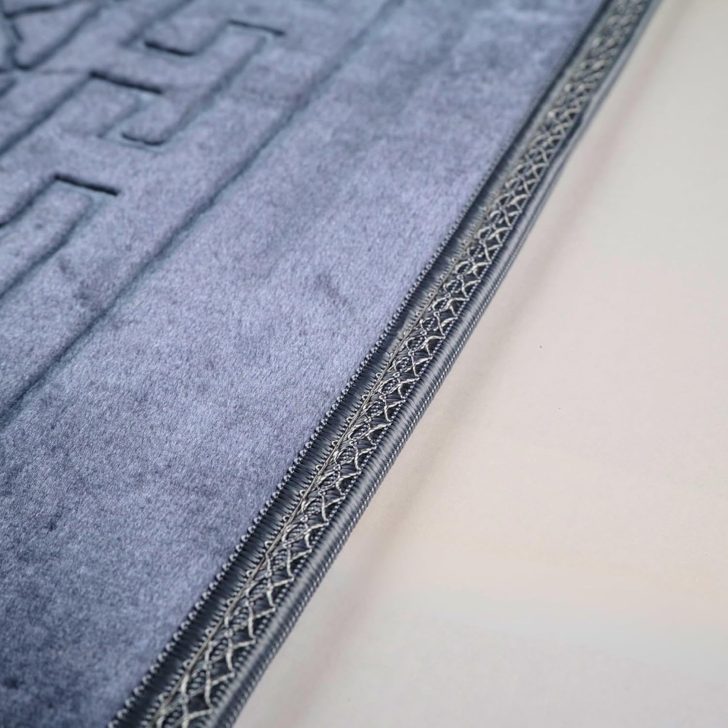 Luxury Turkish Velvet Prayer Rug – Blue Embossed Floral Design with Tasbeeh