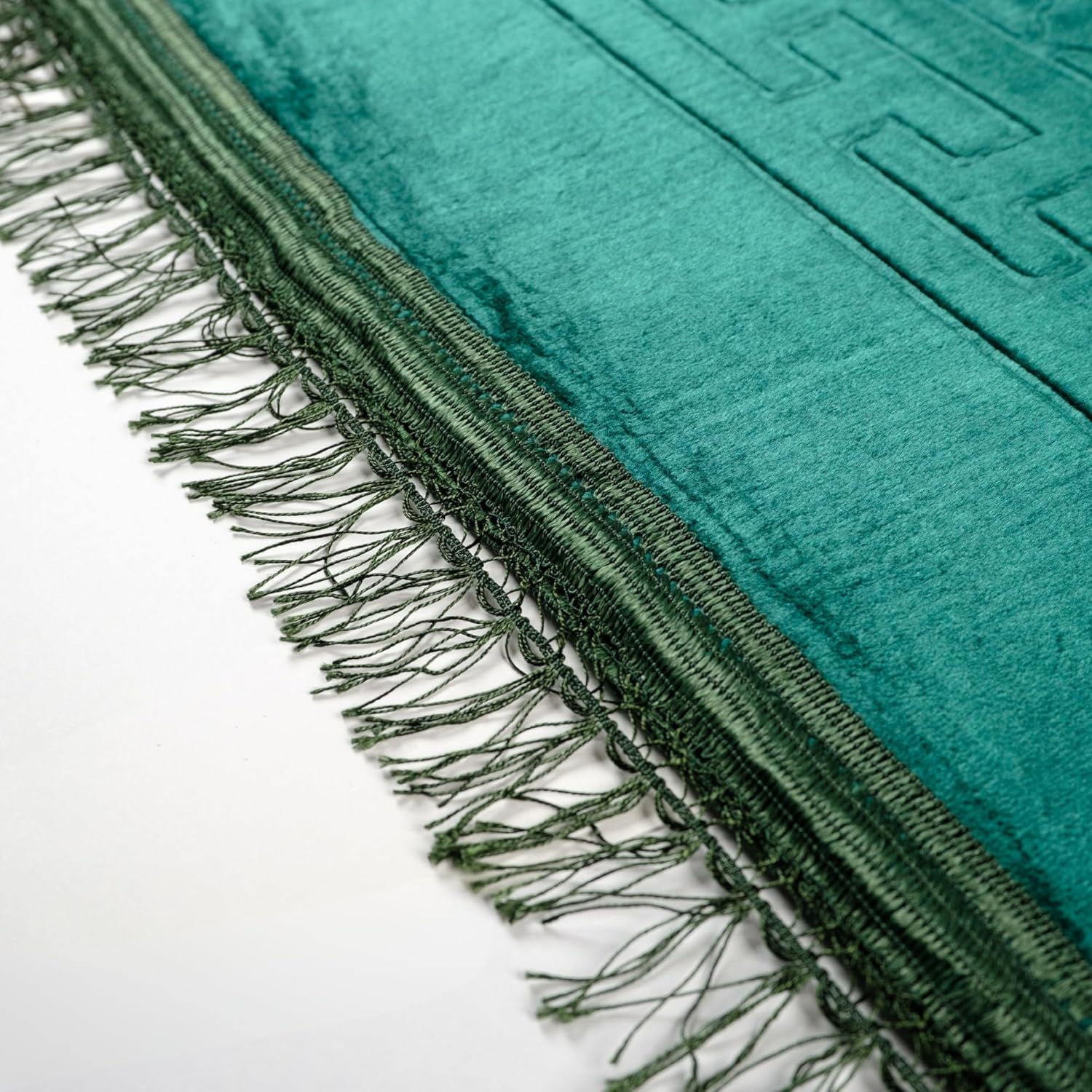 Luxury Soft Plush Velvet Prayer Rug – Dark Green Embossed Floral Design