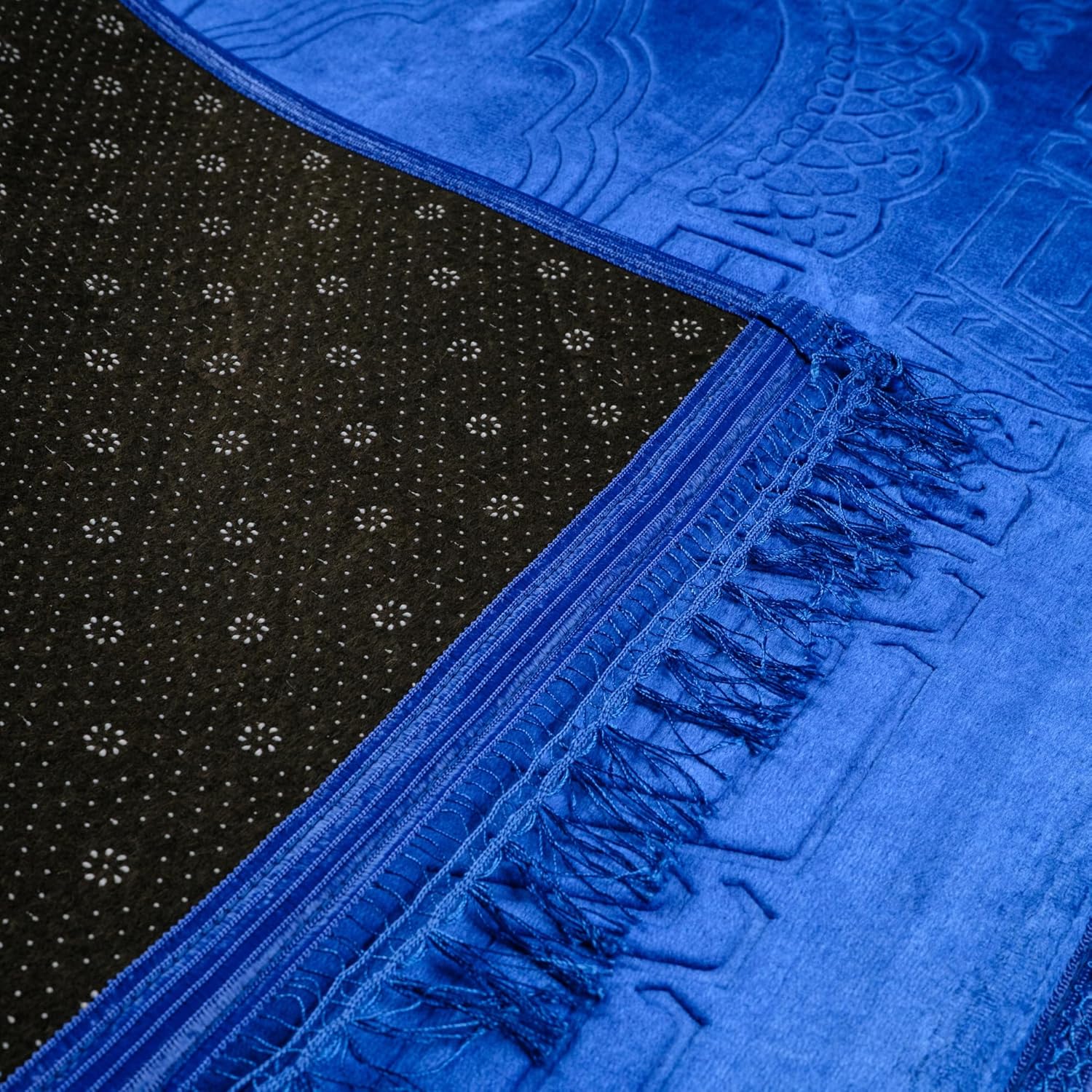 Luxury Turkish Velvet Prayer Rug – Blue Embossed Floral Design with Tasbeeh
