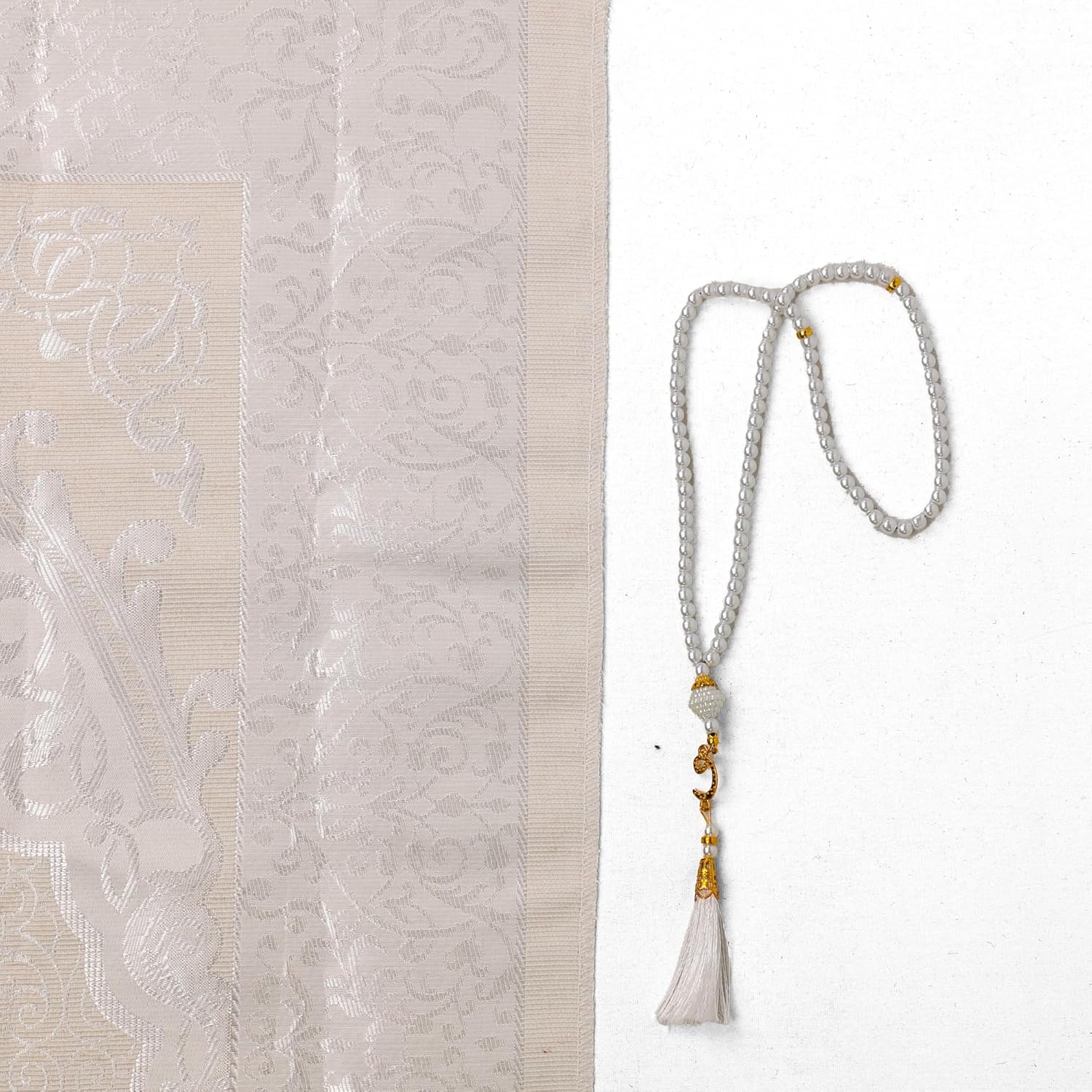 Firaset Luxury Taffeta Prayer Rug Set – White Janamaz with Cylinder Gift Box & Pearl Tasbeeh - Firaset