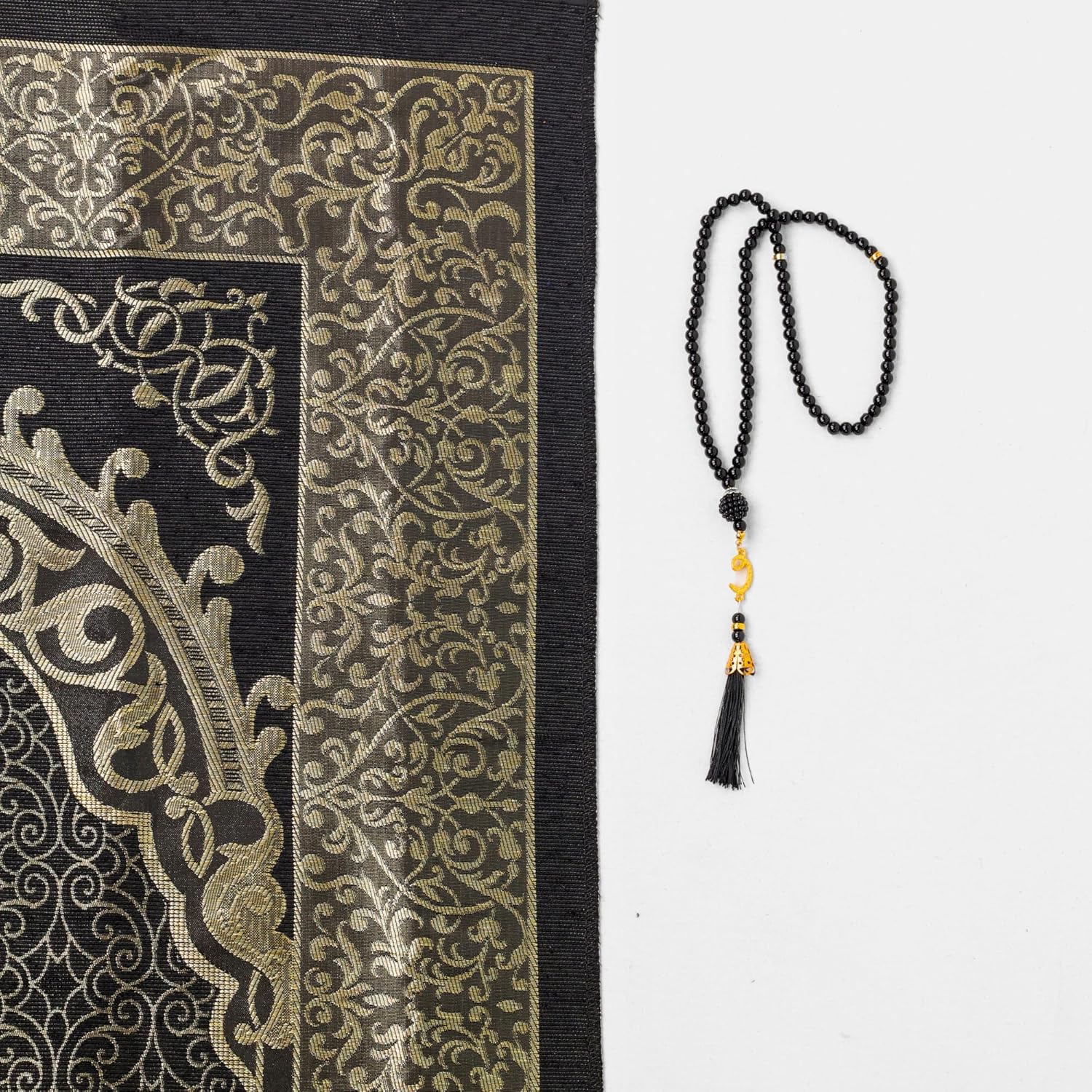 Luxury Kaaba Gift Set – Black Prayer Rug, Quran & Tasbeeh in Cubic Box - Firaset
