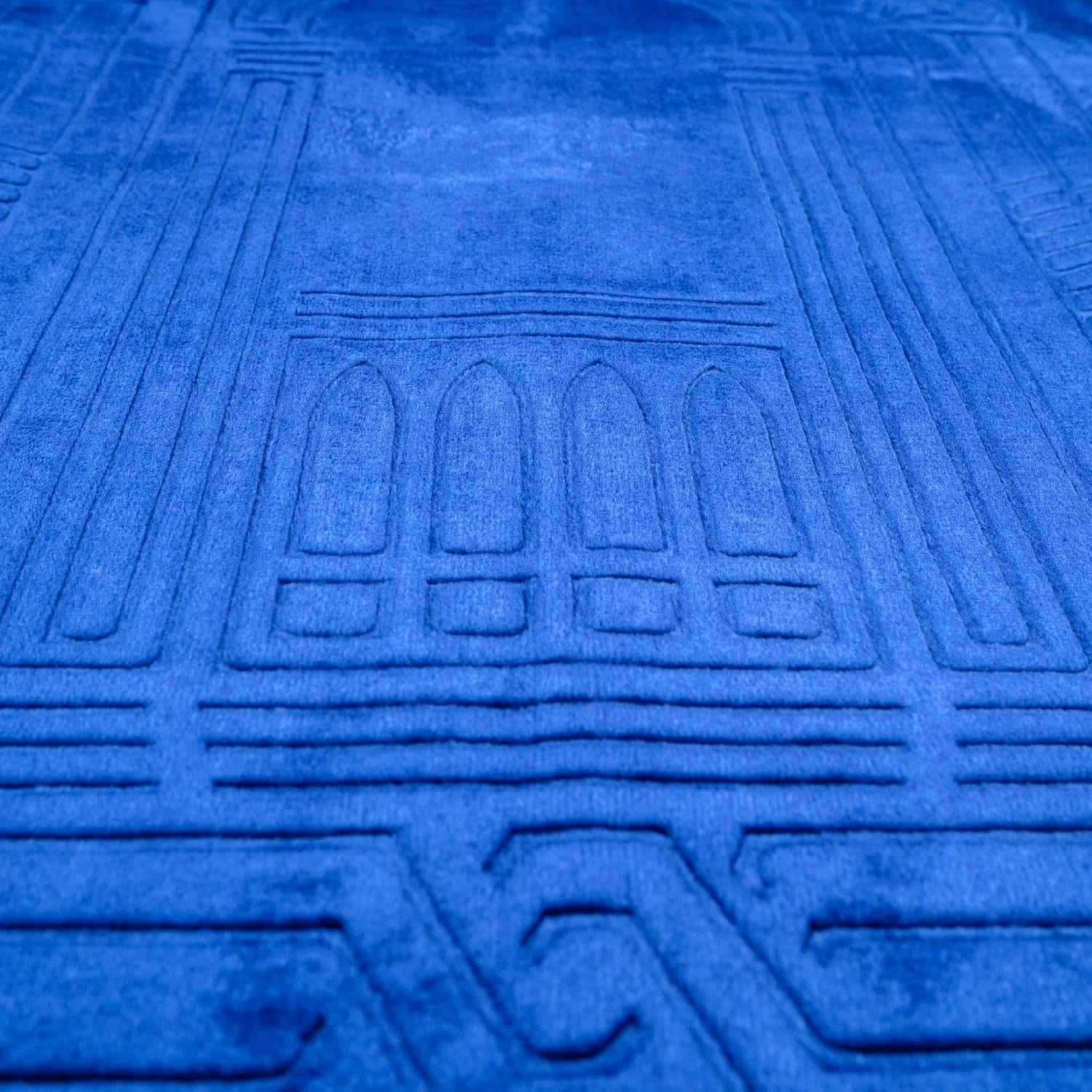 Luxury Ottoman Blue Embossed Velvet Prayer Rug with Prayer Cap - Firaset
