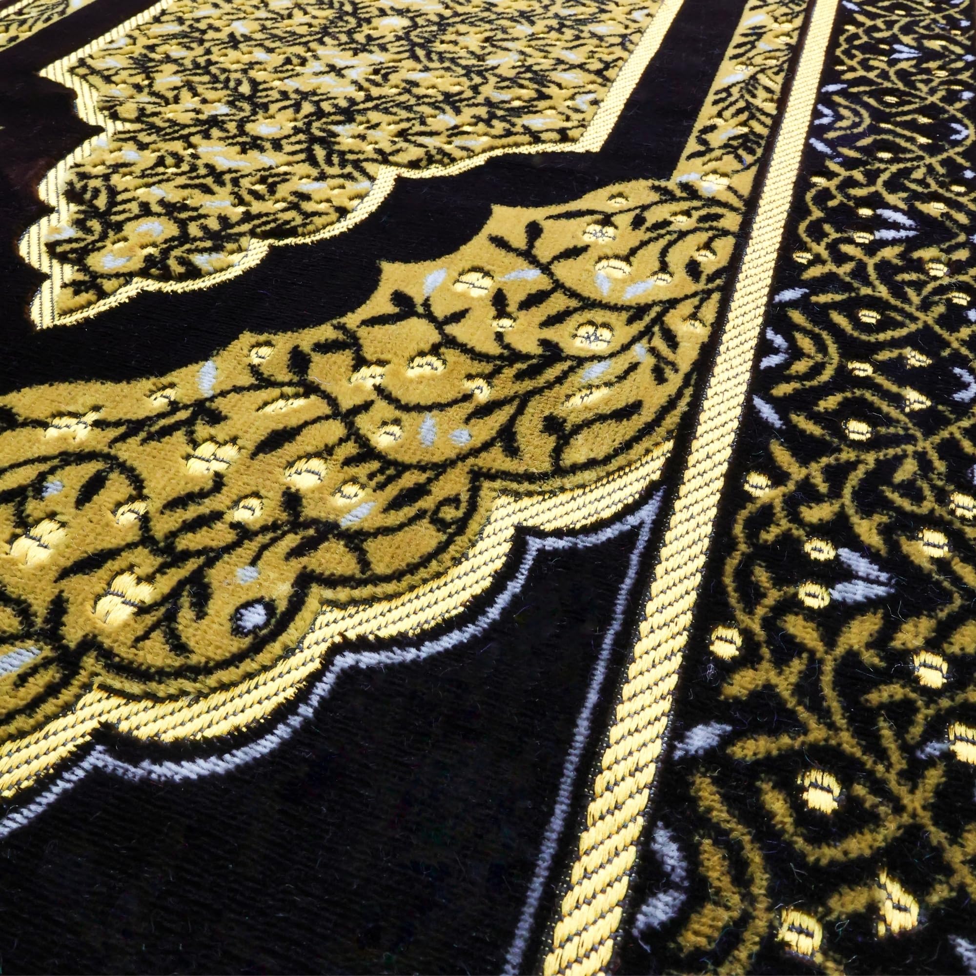 Luxury Turkish Brown & Gold Velvet Prayer Rug with Prayer Cap - Firaset